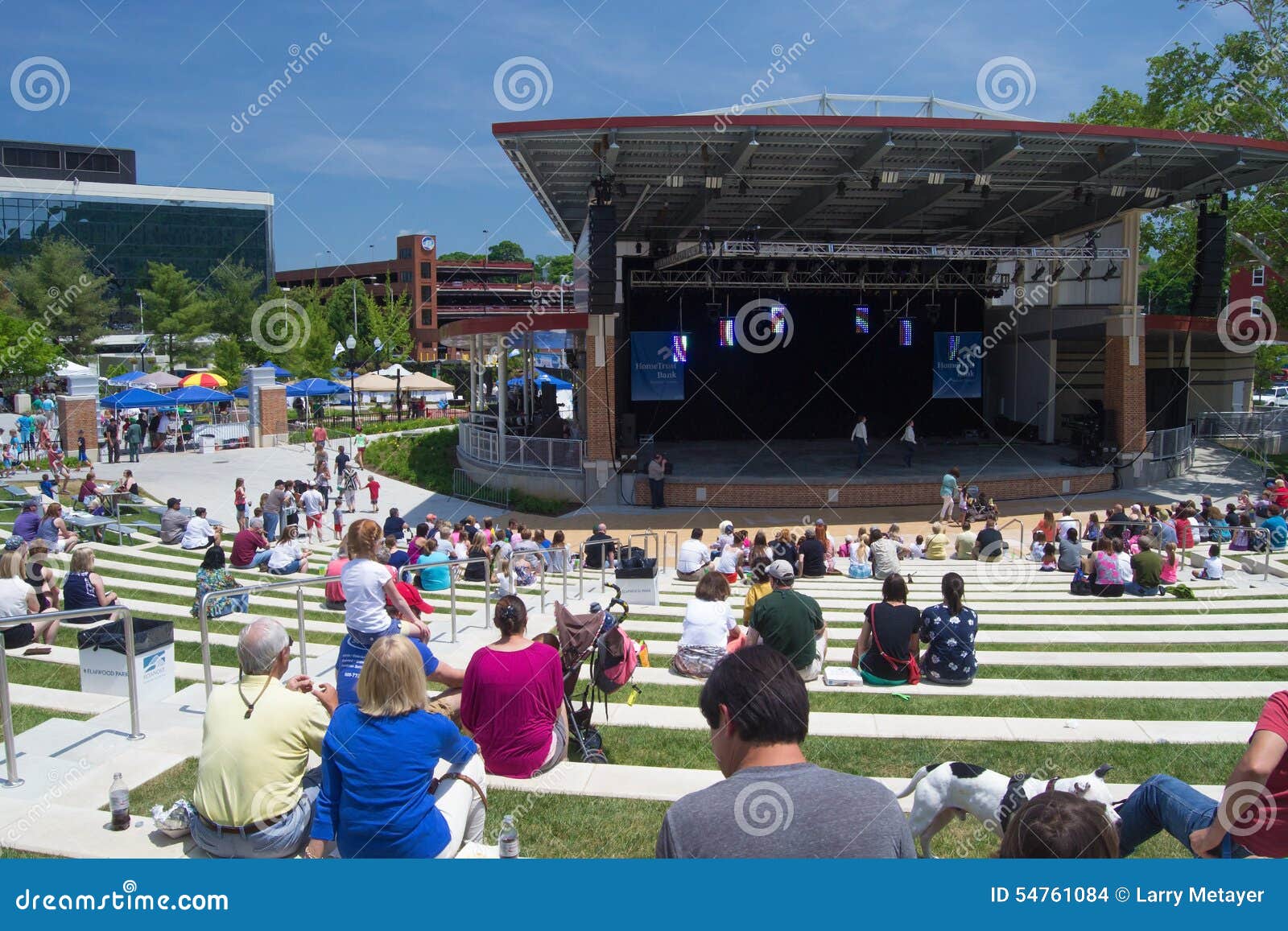 Amphithéâtre De Parc D'Elmwood Image stock éditorial Image du montage