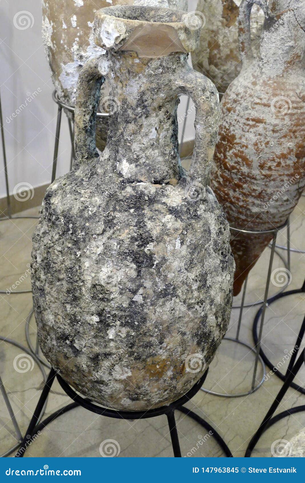 Amphorae Found in Ancient Shipwrecks Editorial Image Image of amphora