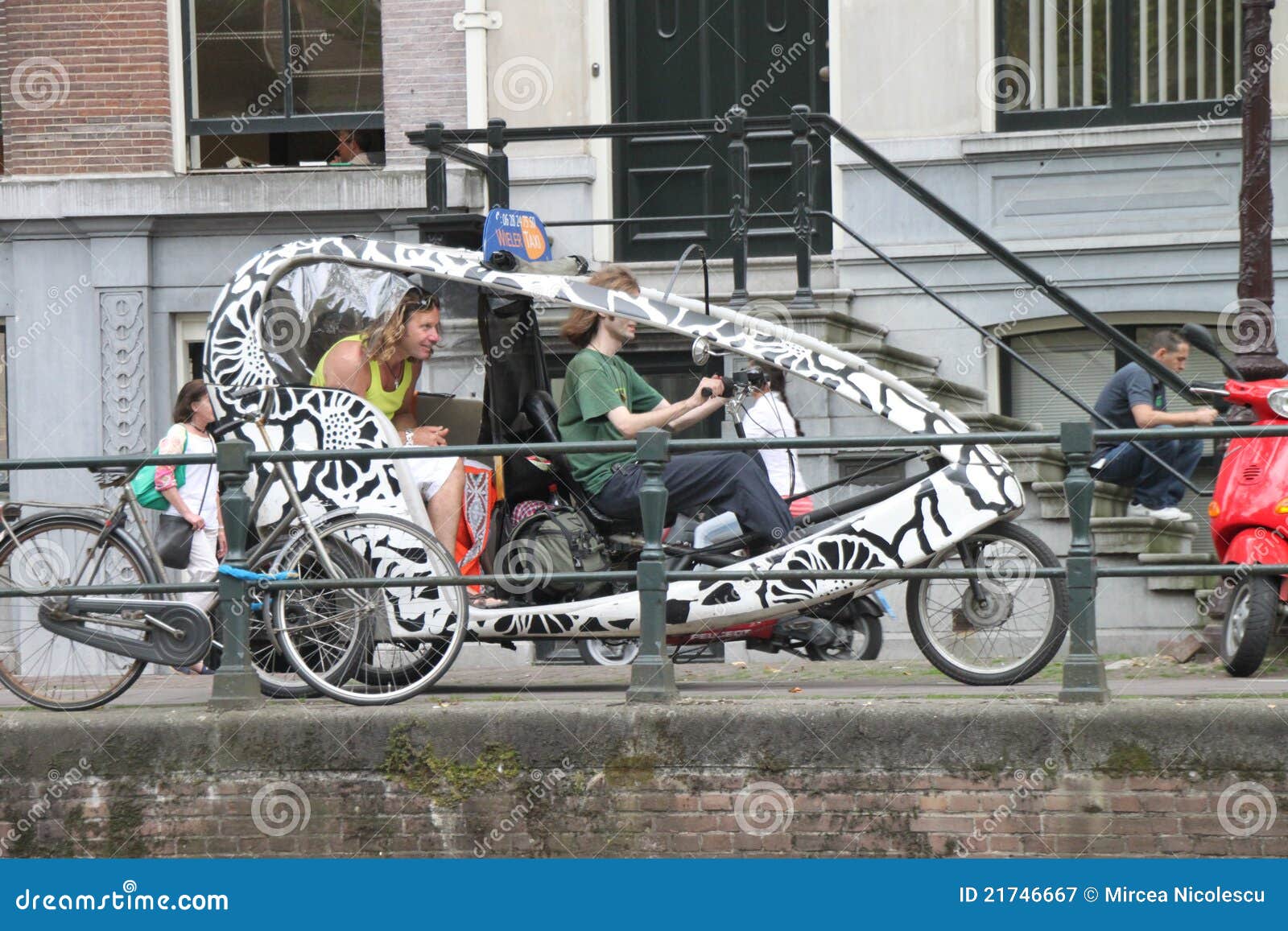 Amsterdam s taxi editorial photography. Image of tourist 21746667