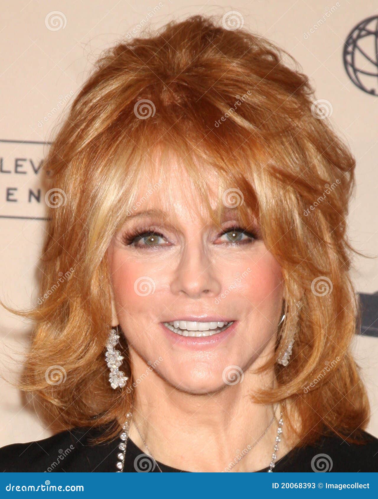 Películas para niños en el “Family Day on Aragon” que organiza Coral Gables  Art Cinema en el mismo cine 'Viva Las Vegas' (1964) del director George  Sidney con la leyenda del rock, image size:1280x1690