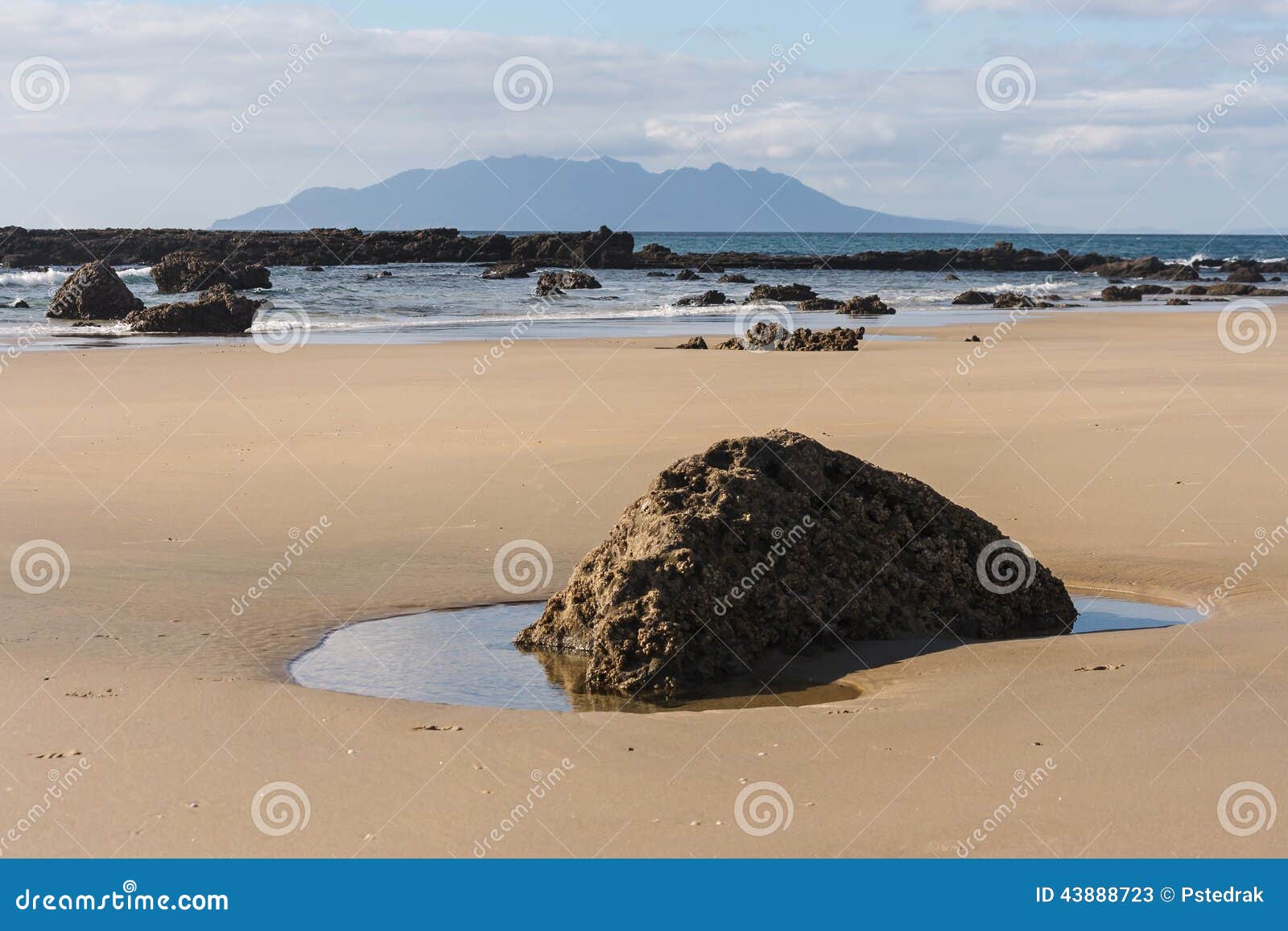 anchor bay with little barrier island