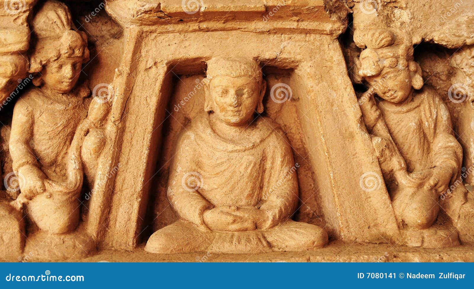 ancient buddhist sculptures