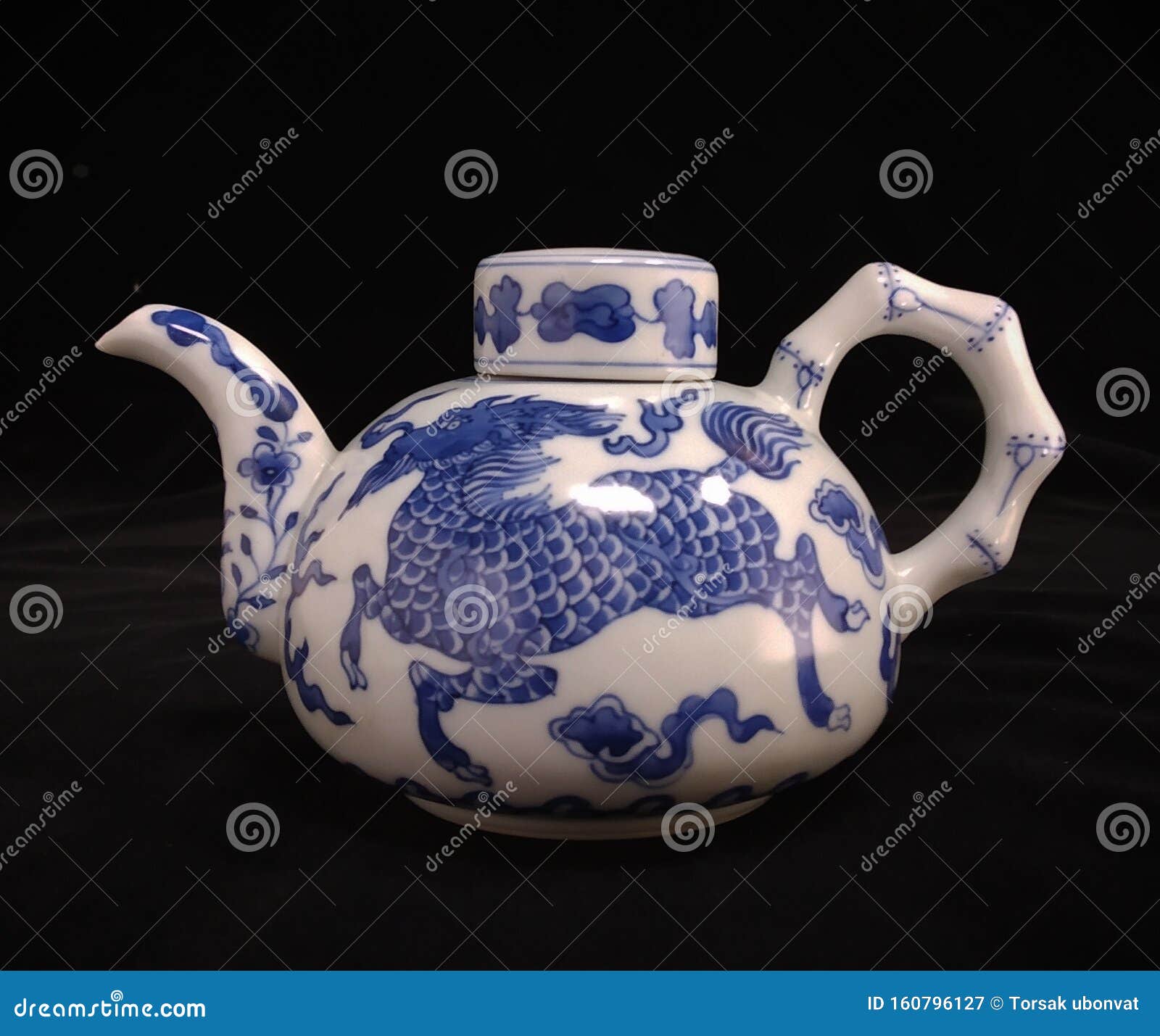 Ancient chinese vase stock image. Image of ancient, vase 160796127