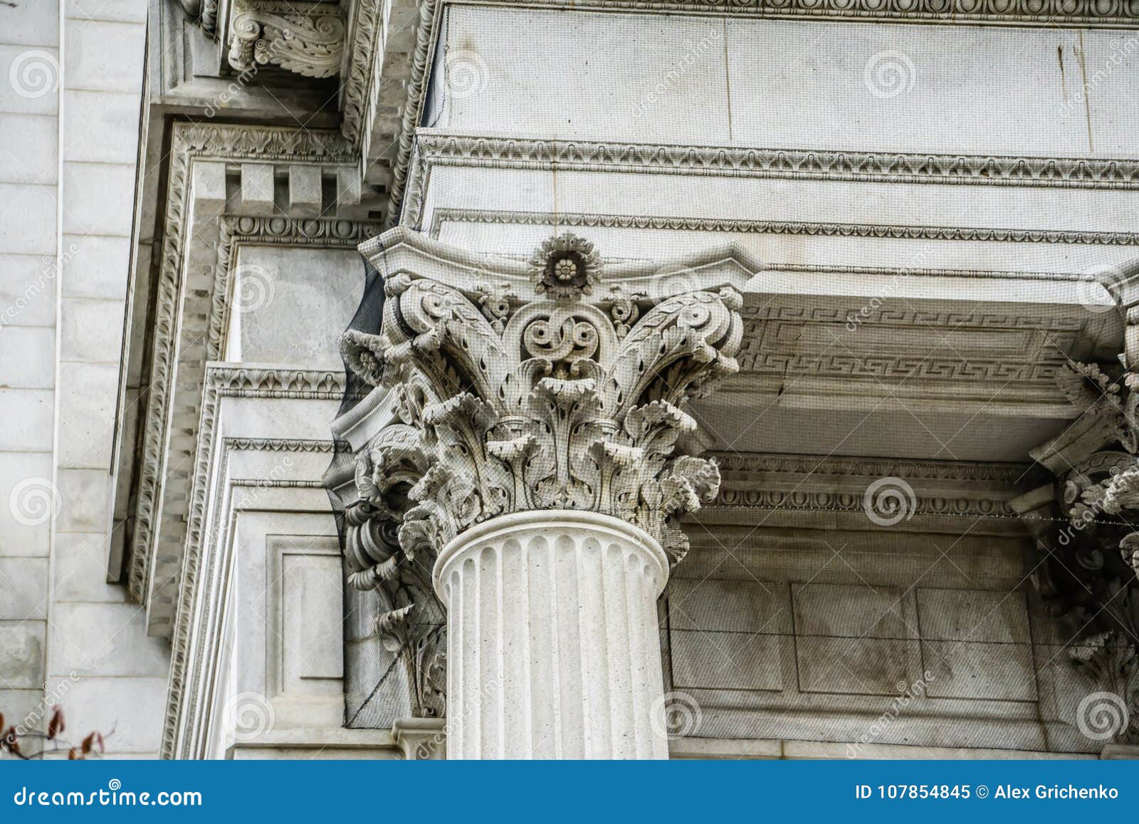 An Ancient Classic Chandelier And A Ceiling Stock Photography