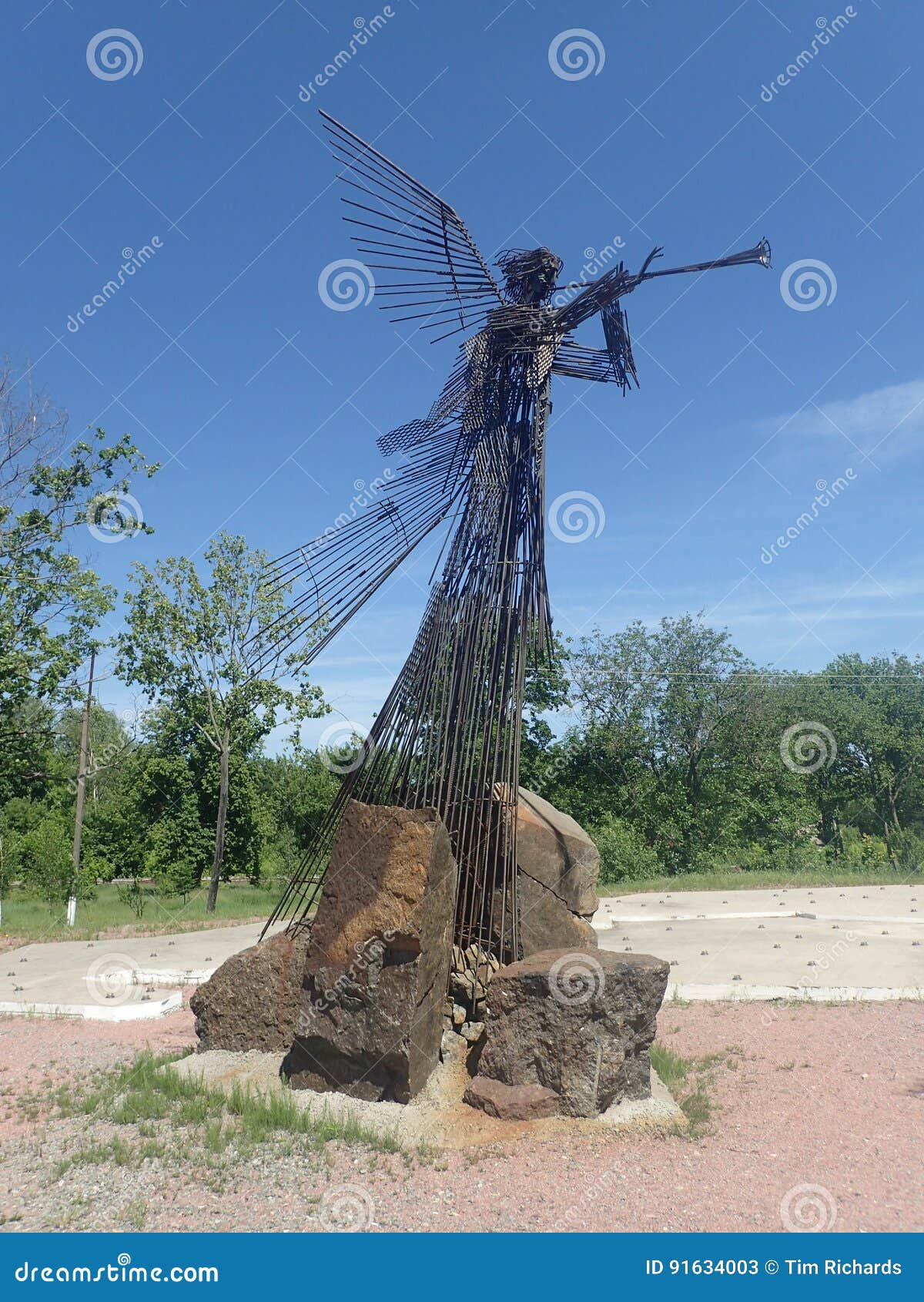 angel memorial to villages, chernobyl