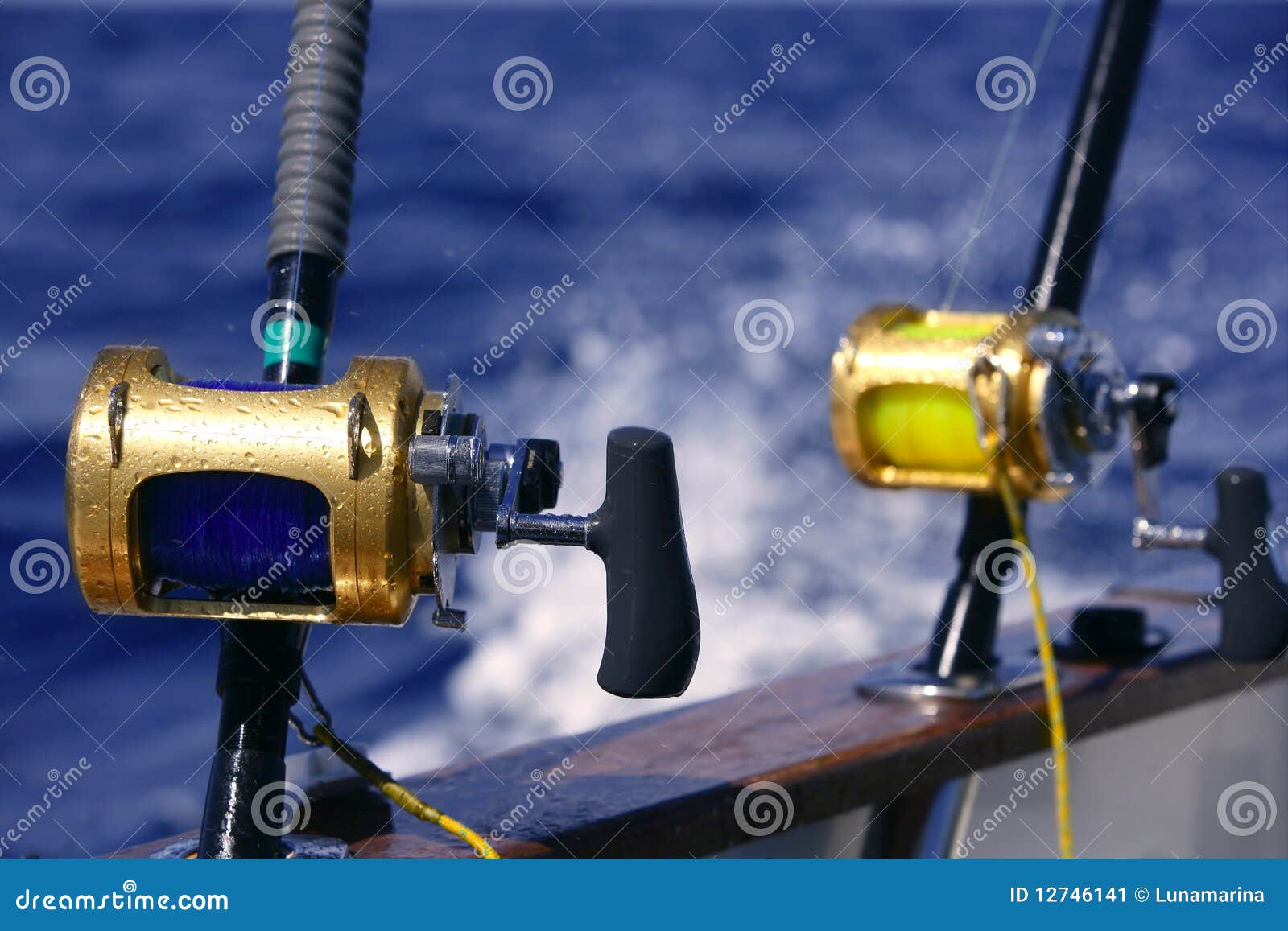 angler boat big game fishing in saltwater