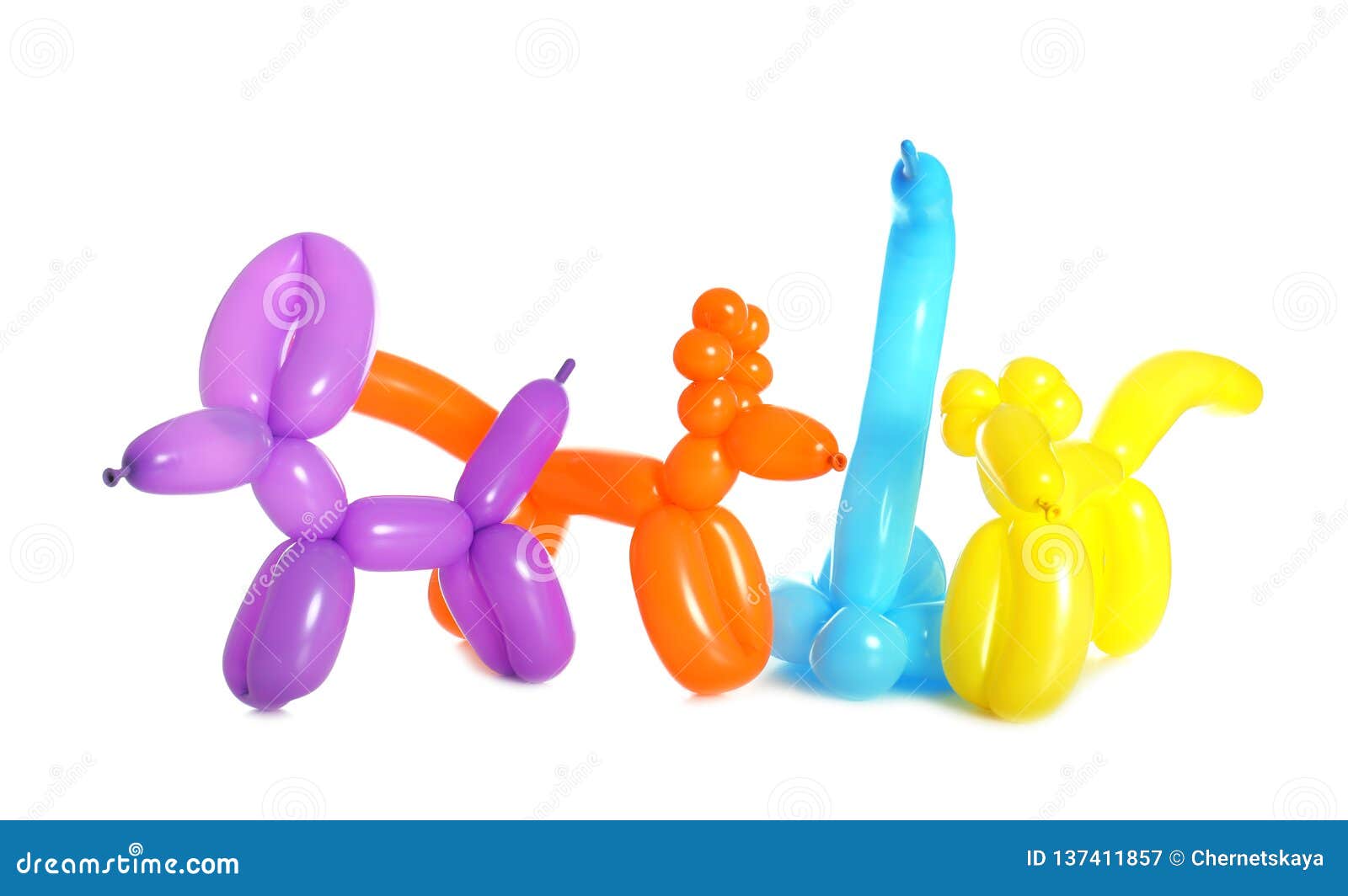animal figures made of modelling balloons