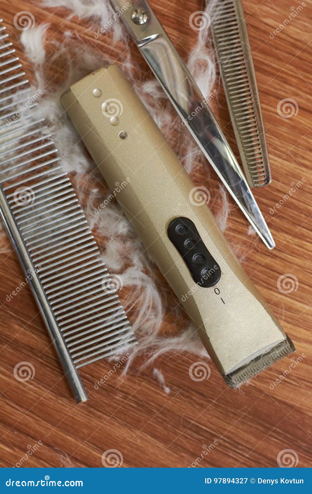 Animal grooming tools set. stock image. Image of canine 97894327