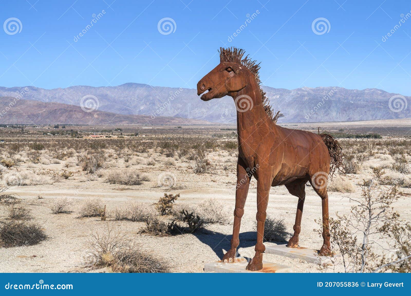 horse sculpture in galleta meadows