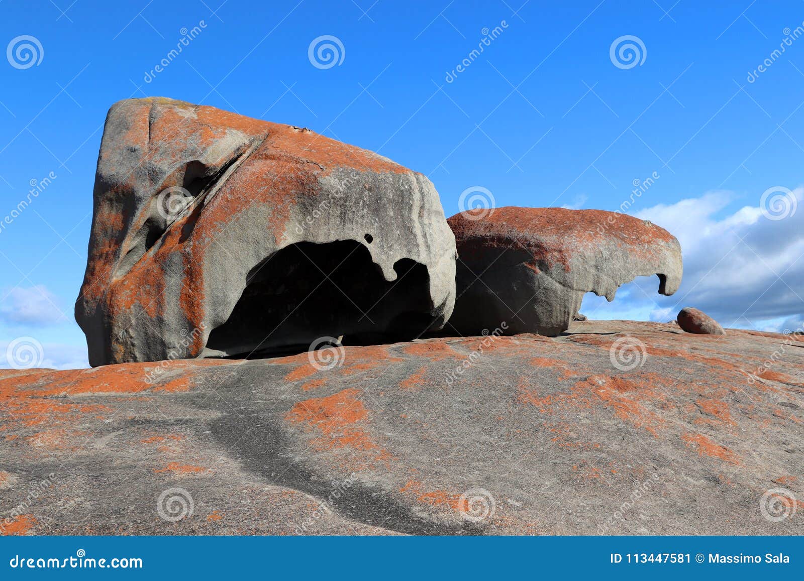 Anmärkningsvärt vaggar är en av de bästa bekanta symbolerna av känguruön. Det enormt vaggar blick som en skapelse av den galna sculptureren