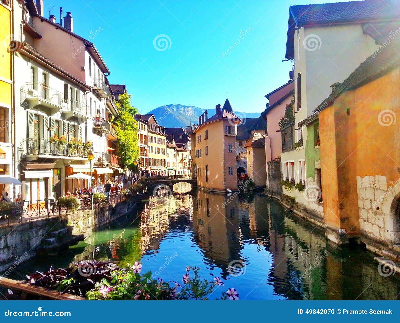 Annecy old town, France editorial image. Image of town - 49842070
