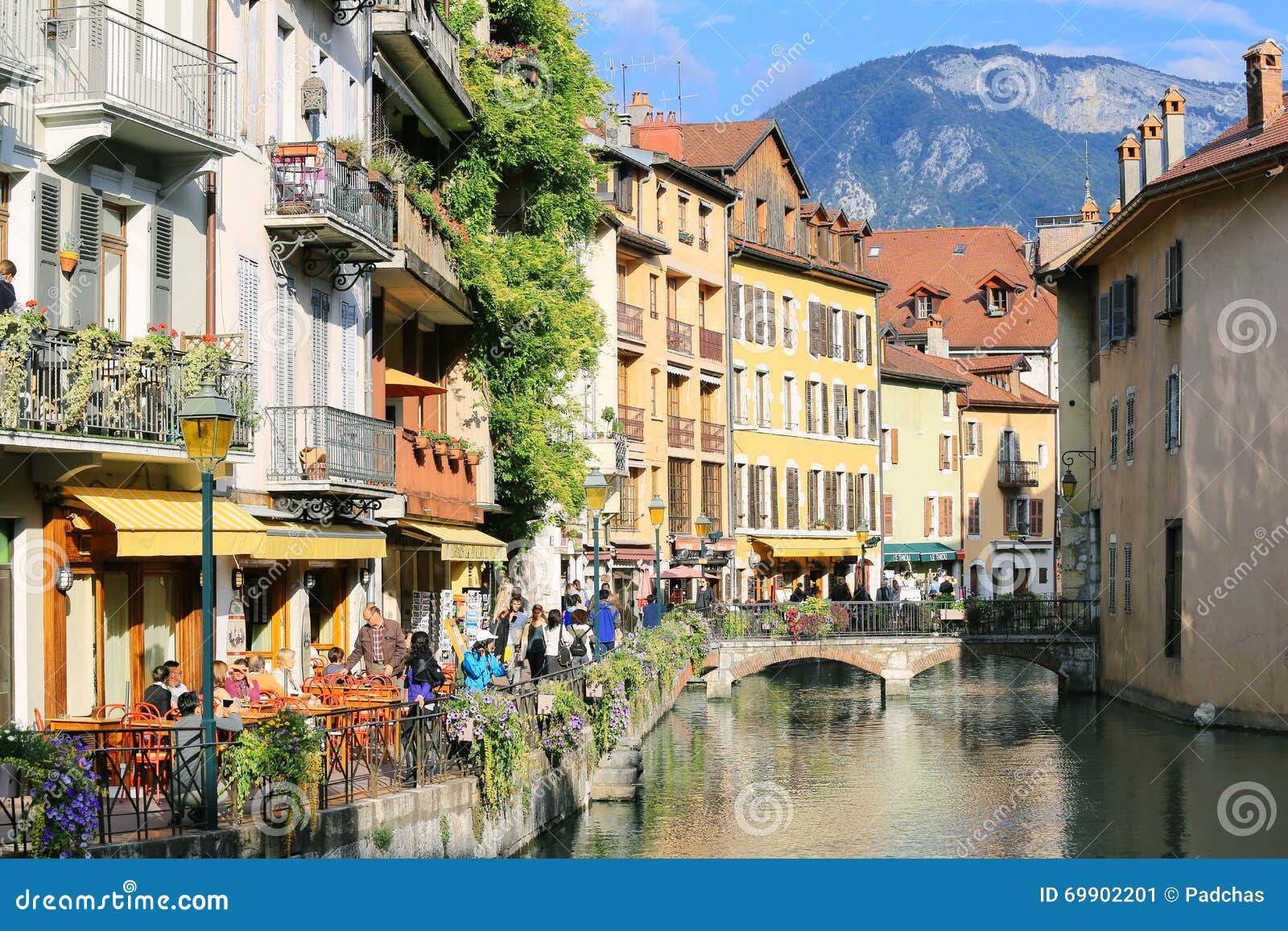 Outdoor Café along Thiou Canal in Annecy, France 