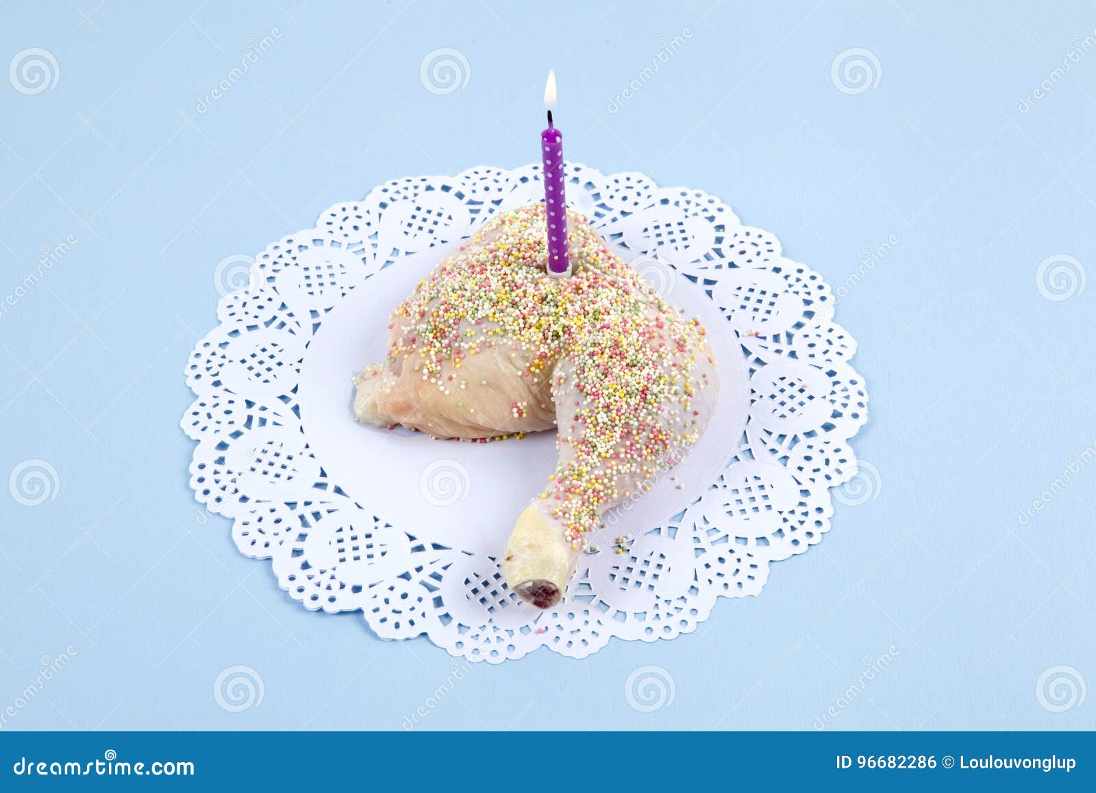 Anniversaire De Poulet Photo Stock Image Du Bougie Mode Anniversaire De Poulet Photo Stock Image Du Bougie Mode