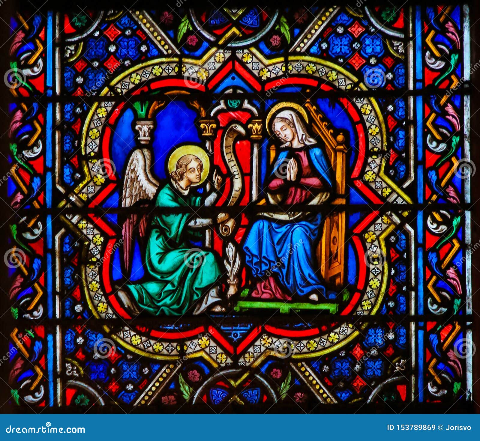 annunciation stained glass in notre dame, paris
