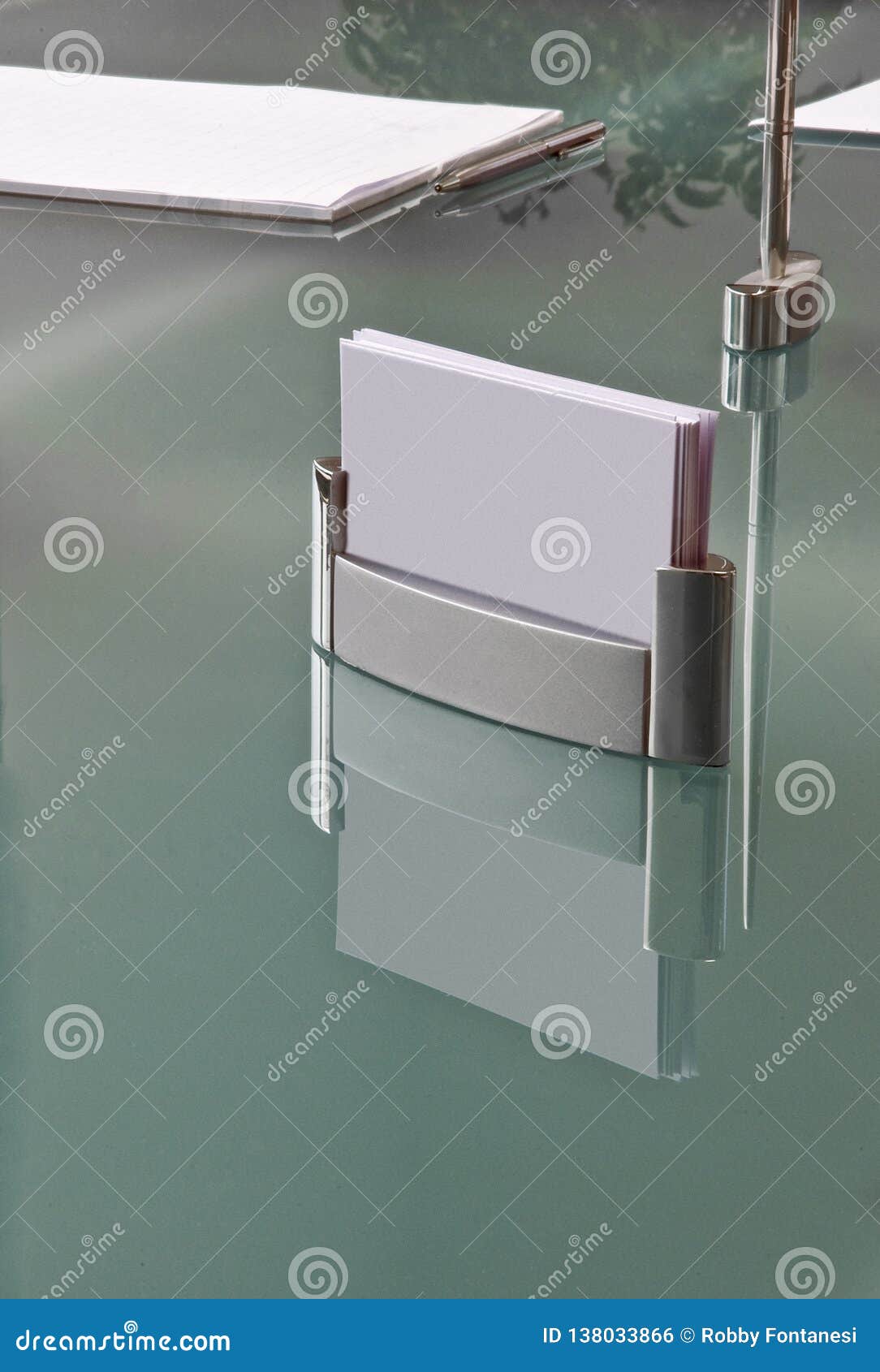 Anonymous Business Set The Elegant Metal Business Card Holder Is