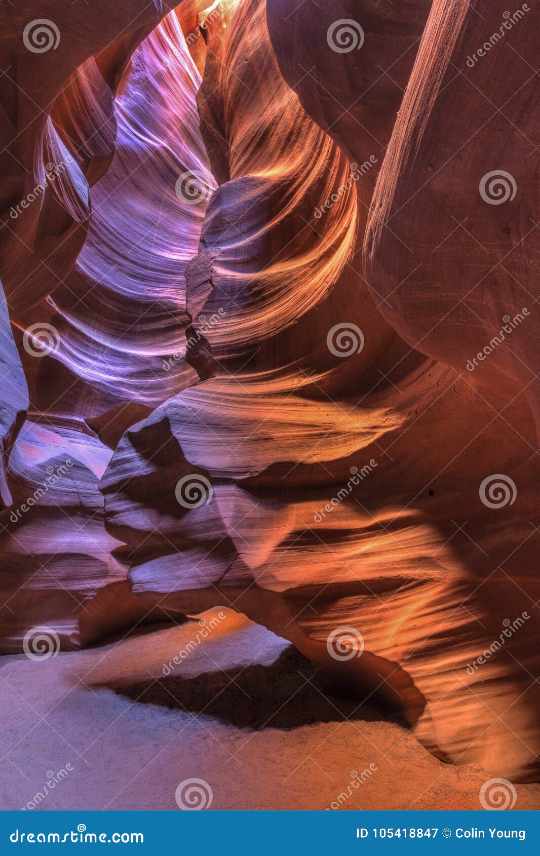 antelope canyon chimney of light