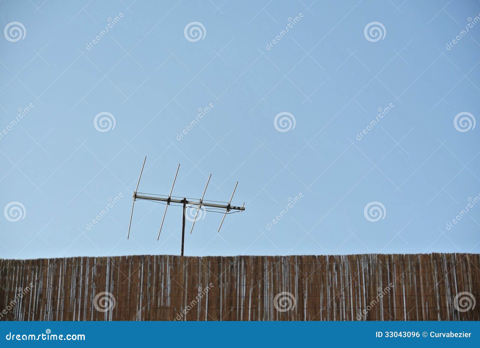 antenna communicationwith copyspace
