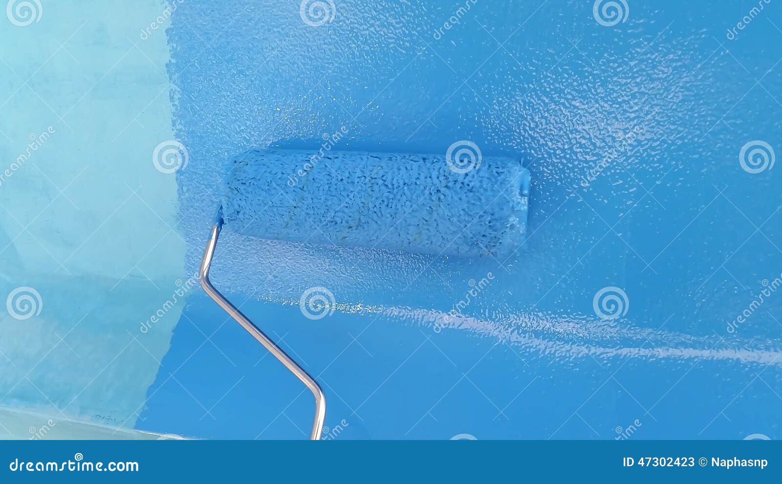 Antifoul paint jobs stock image. Image of paint, work 47302423