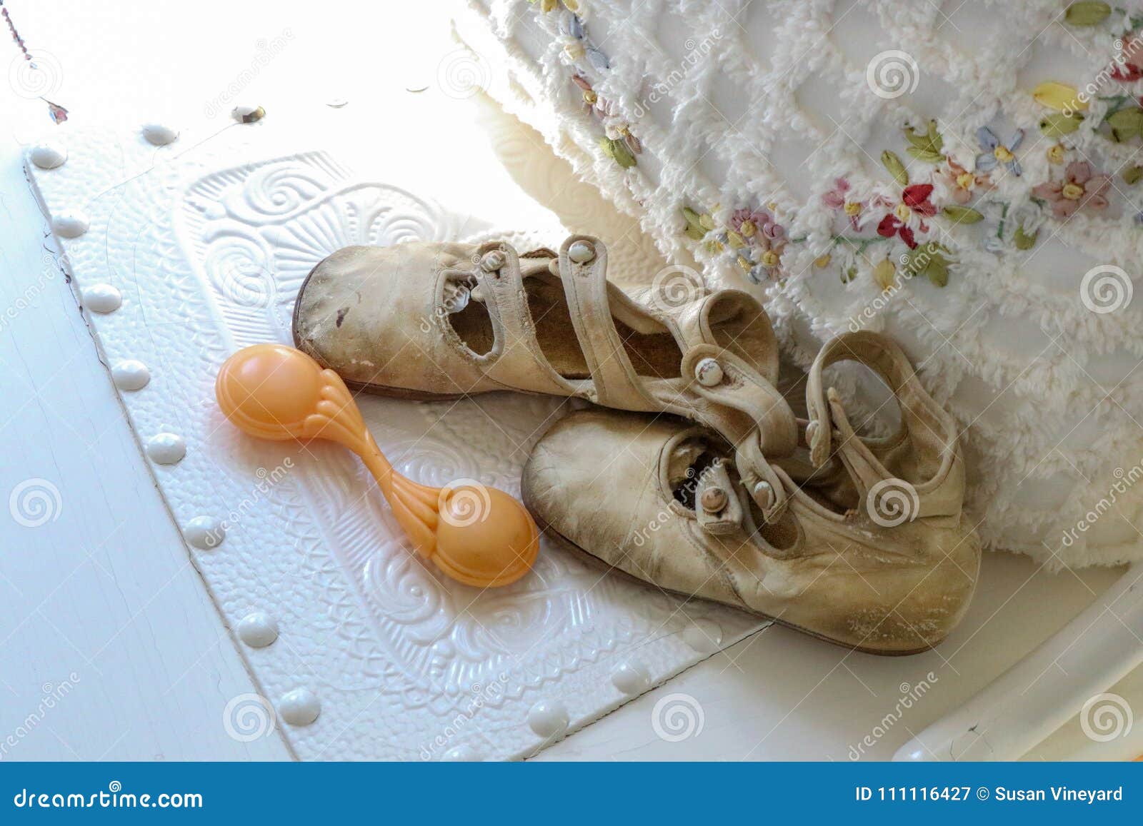 antique baby shoes