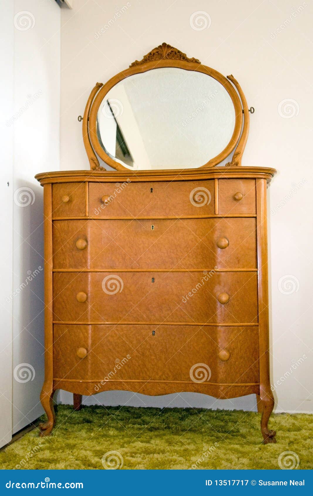 Antique Bird S Eye Maple Dresser With Mirror Stock Image Image