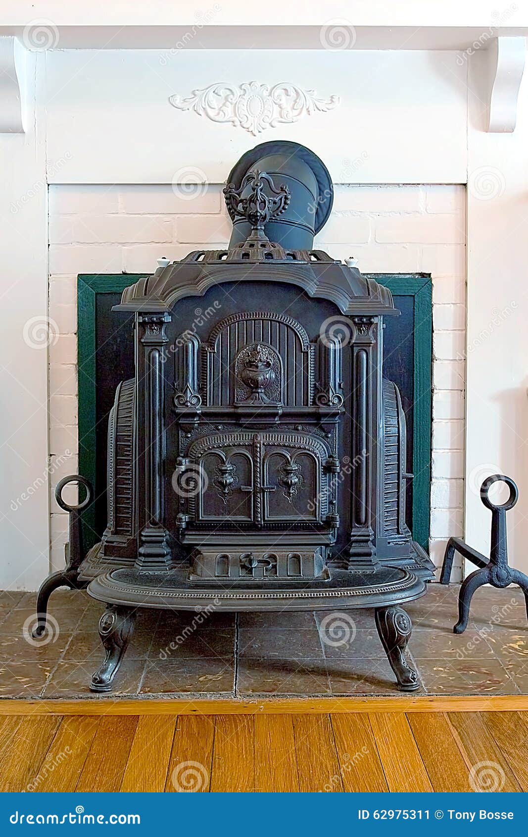 Antique Cast Iron Stove stock image. Image of warmth - 62975311