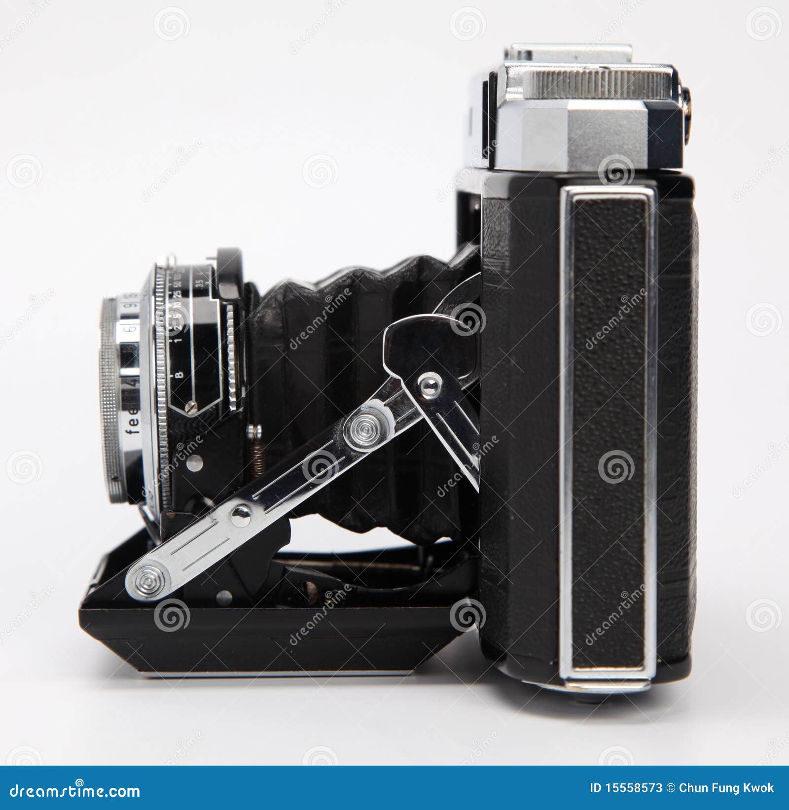 Antique film camera stock image. Image of reflex, detail 15558573