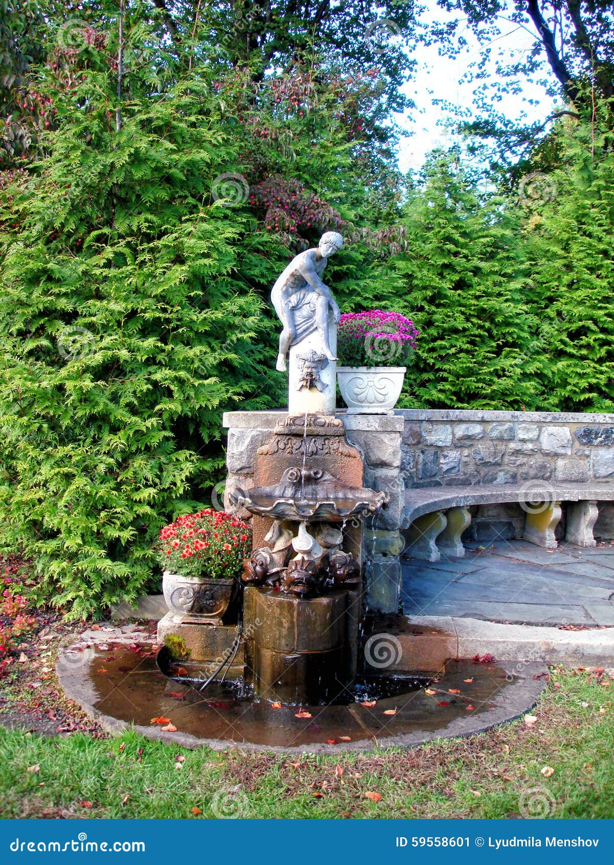 Antique Fountain In Nj Botanical Garden Stock Image Image Of