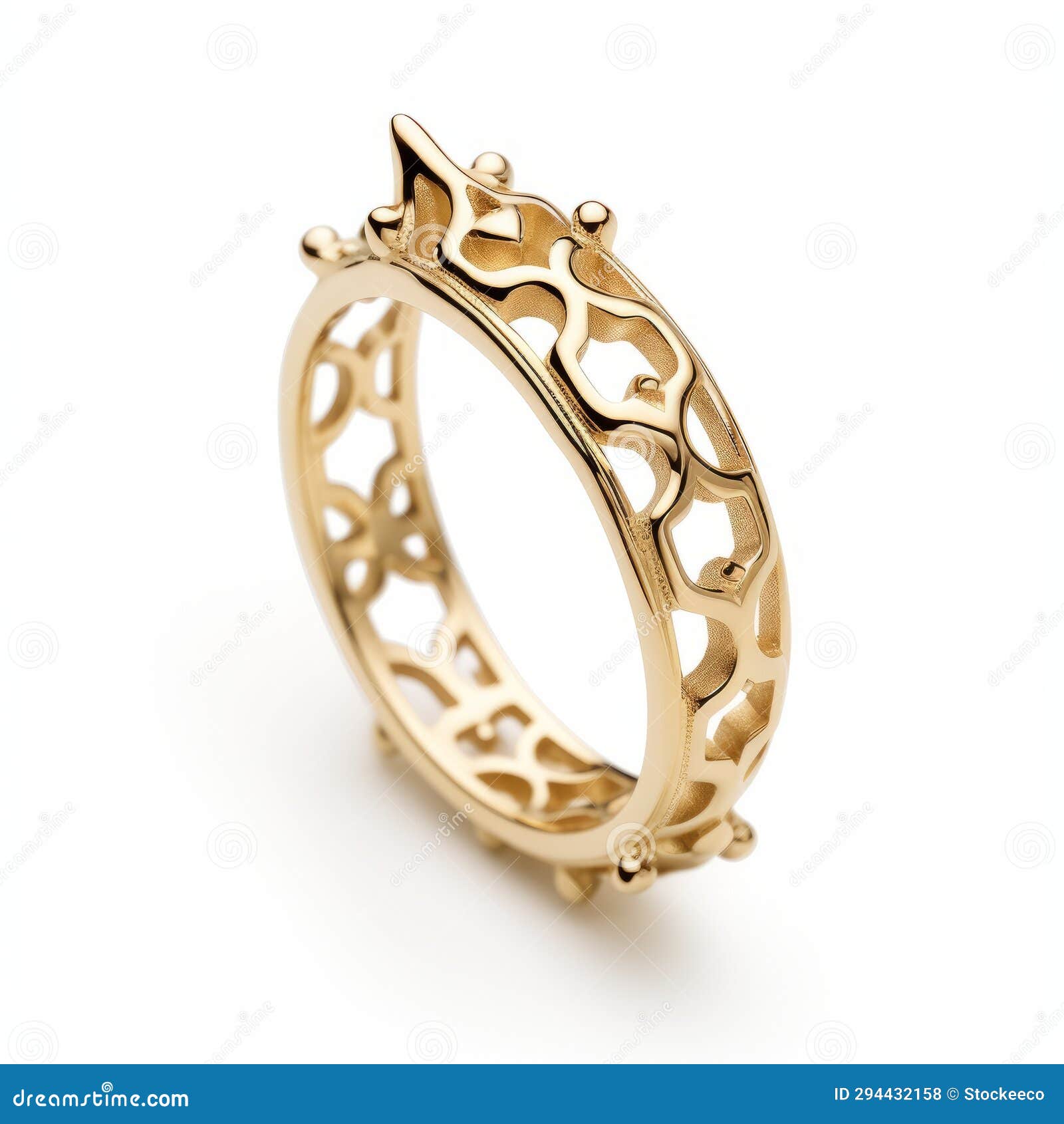 intricate gold crown inspired ring with distinct stylistic range