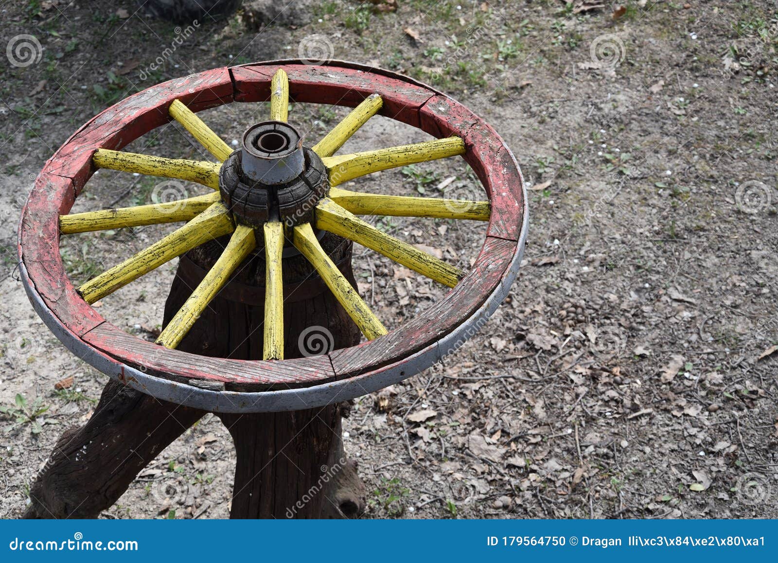 Antique wooden wheel table stock photo. Image of heritage 179564750