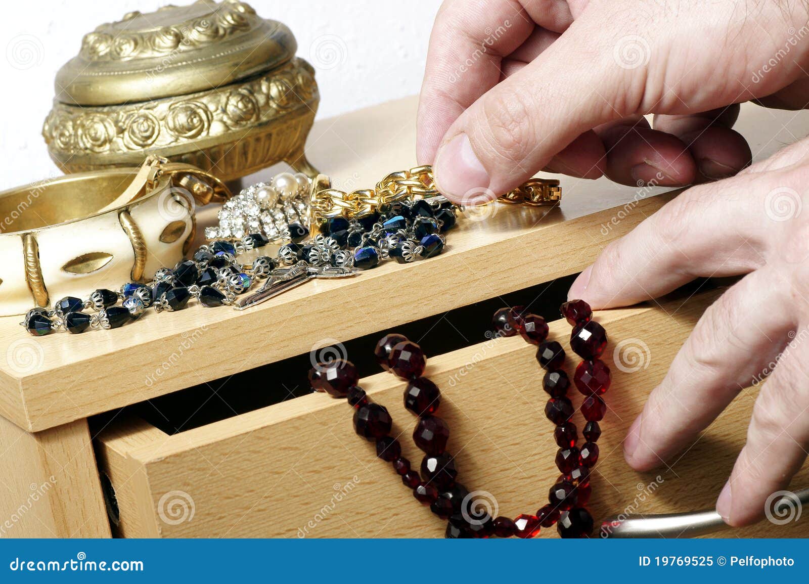 Antiques and hand stock image. Image of execution, bead 19769525
