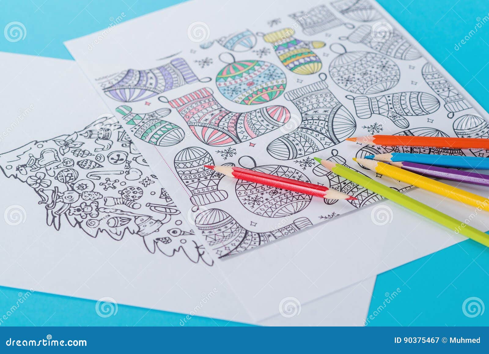 https://thumbs.dreamstime.com/z/antistress-coloring-book-adults-color-pencils-christmas-theme-90375467.jpg