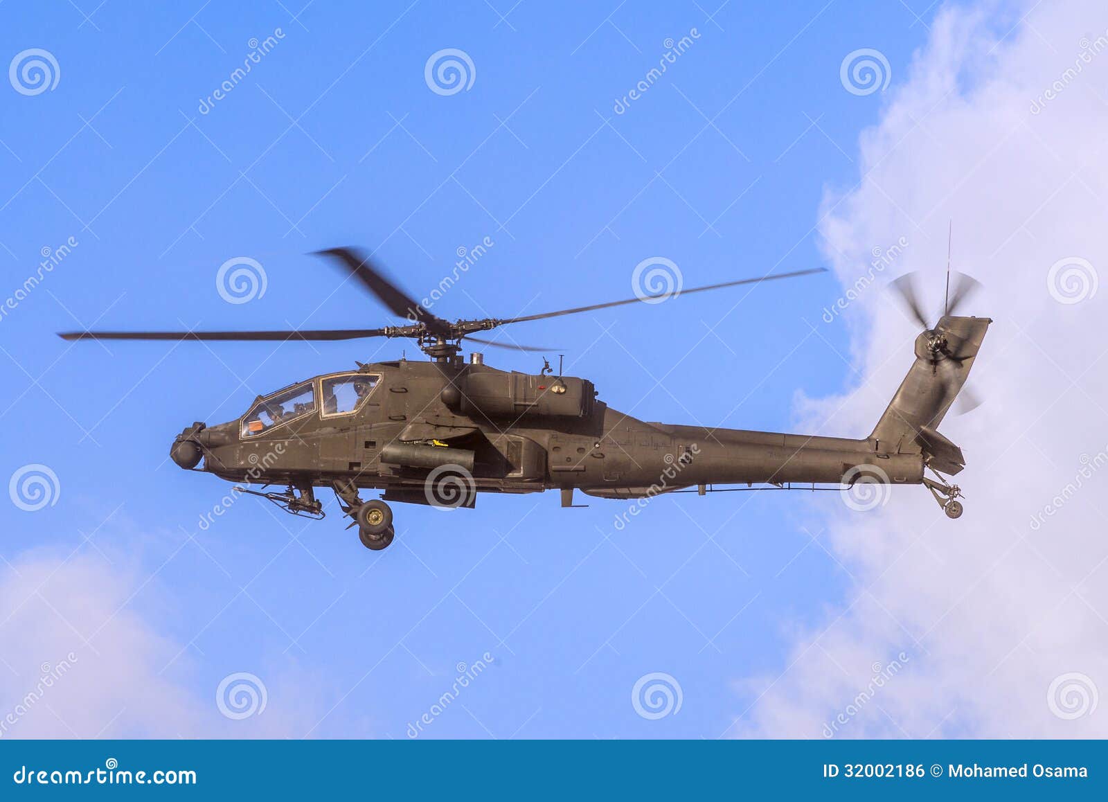 apache helicopter in flight
