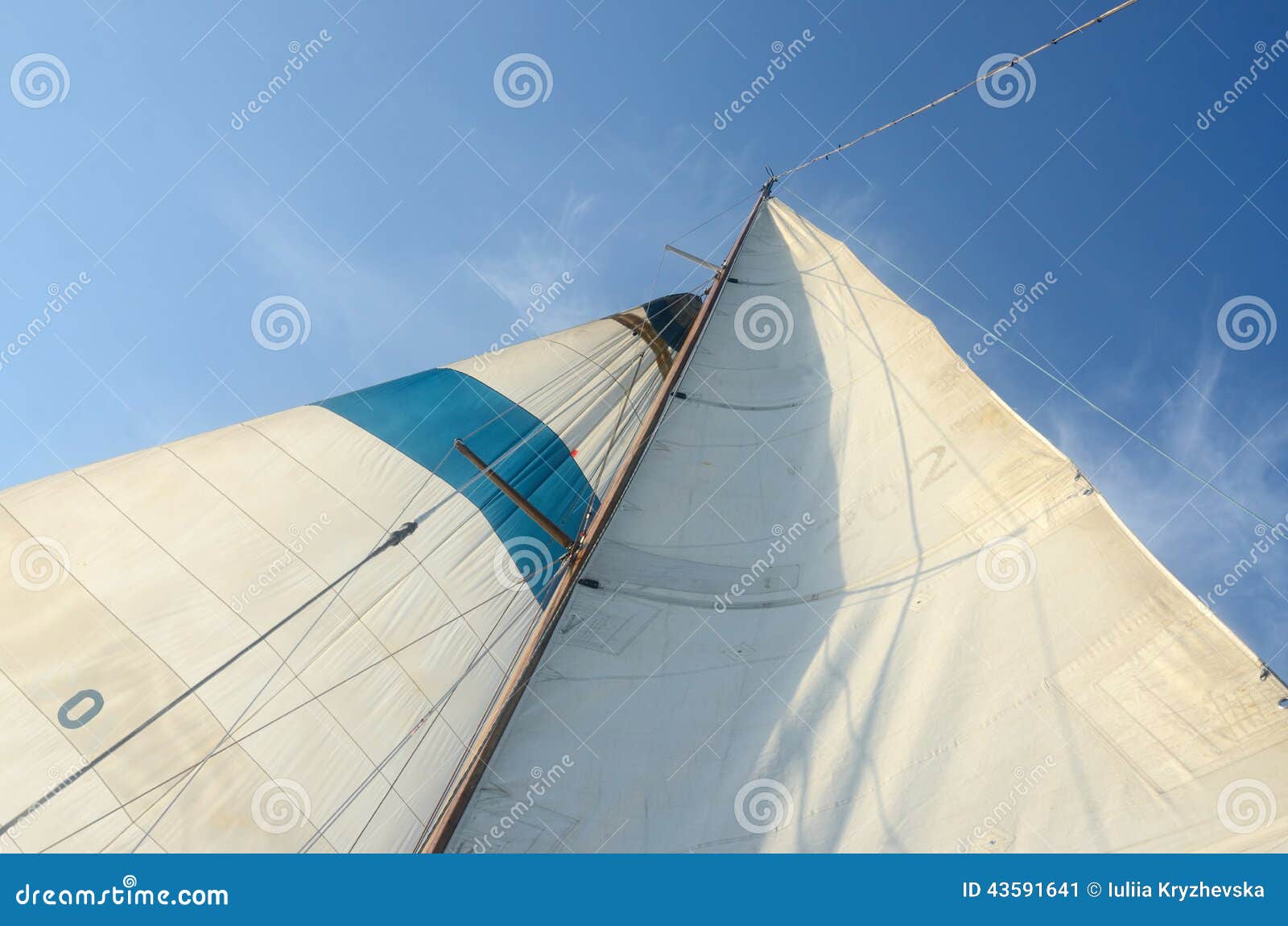 segunda mano Desmantelar confirmar Aparejo Permanente Y De Funcionamiento Del Barco Viejo - Vela Mayor, Staysaill, Palo Imagen de archivo - Imagen de cubierta, océano: 43591641 segunda mano Desmantelar confirmar Aparejo Permanente Y De Funcionamiento Del Barco Viejo - Vela Mayor, Staysaill, Palo Imagen de archivo - Imagen de cubierta, océano: 43591641