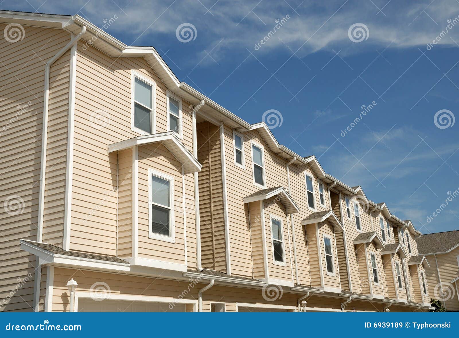 Apartment house stock image. Image of building, mansion 6939189