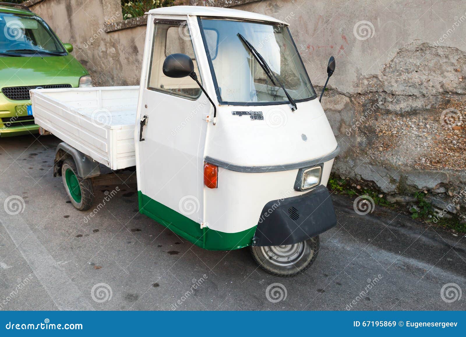 Ape TM P 50 Three-wheeled Commercial Vehicle Editorial Stock Image - Image  of vintage, piaggio: 67195869