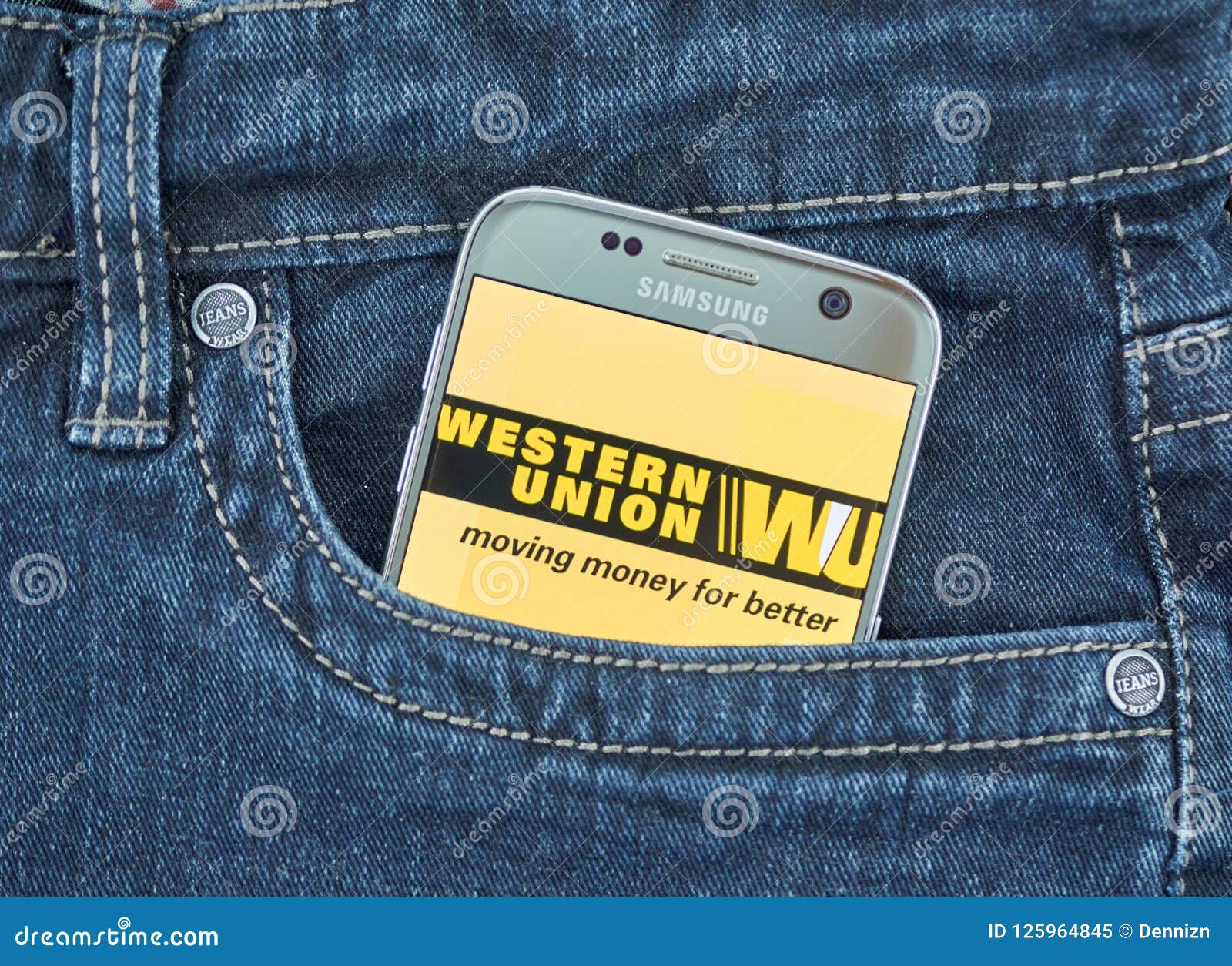 Aplicación Móvil De Western Union En La Pantalla De Samsung Imagen  editorial - Imagen de dispositivo, internet: 125964845