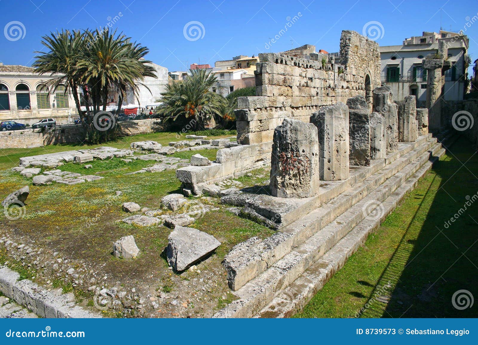 apollo temple in siracusa - sicily