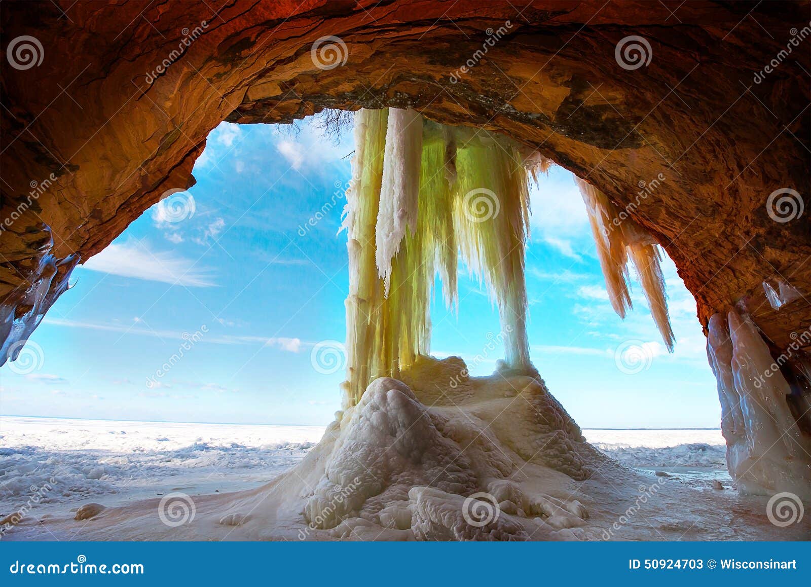 apostle islands ice caves wisconsin