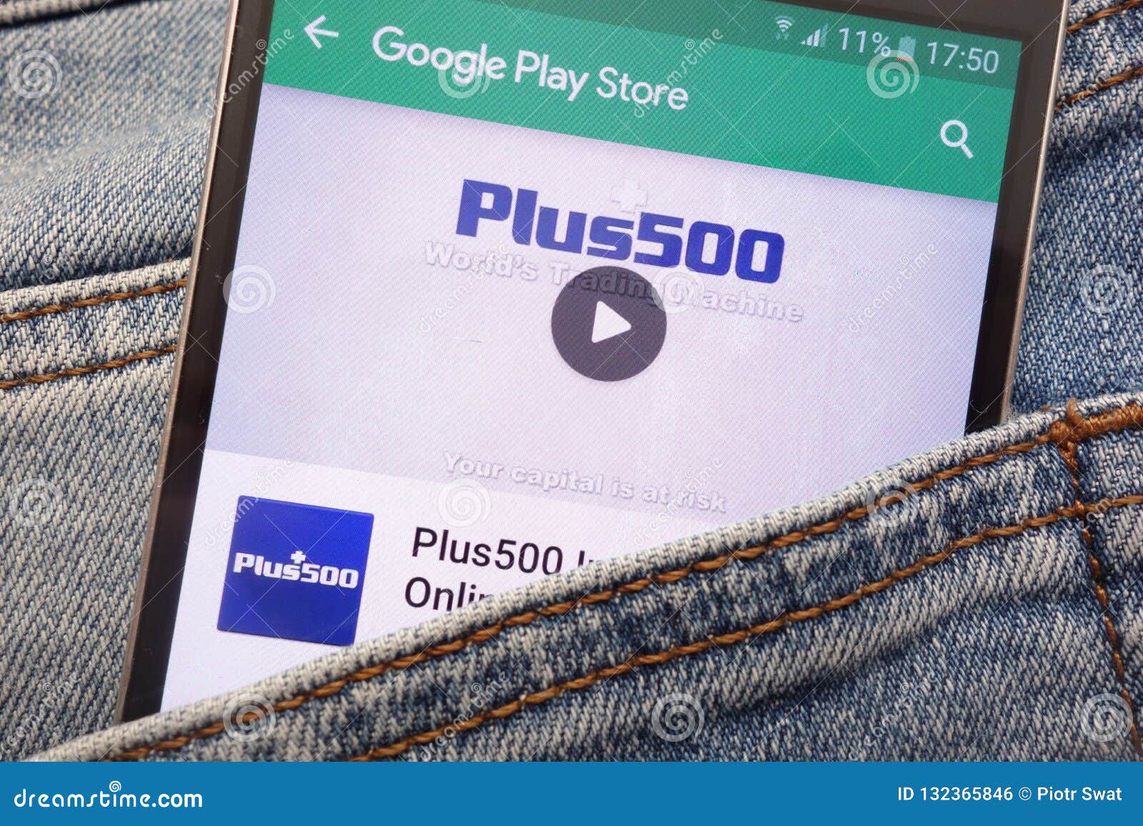 App Plus500 Auf Der Google Play Store Website Die Auf Dem Smartphone app-plus500-auf-der-google-play-store-website-die-auf-dem-smartphone