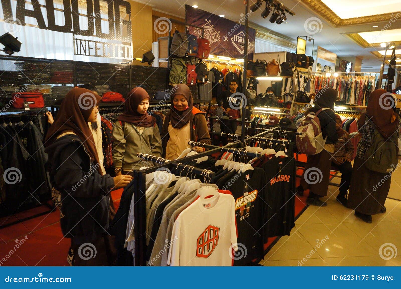 Apparel editorial stock image. Image of central, convention 62231179