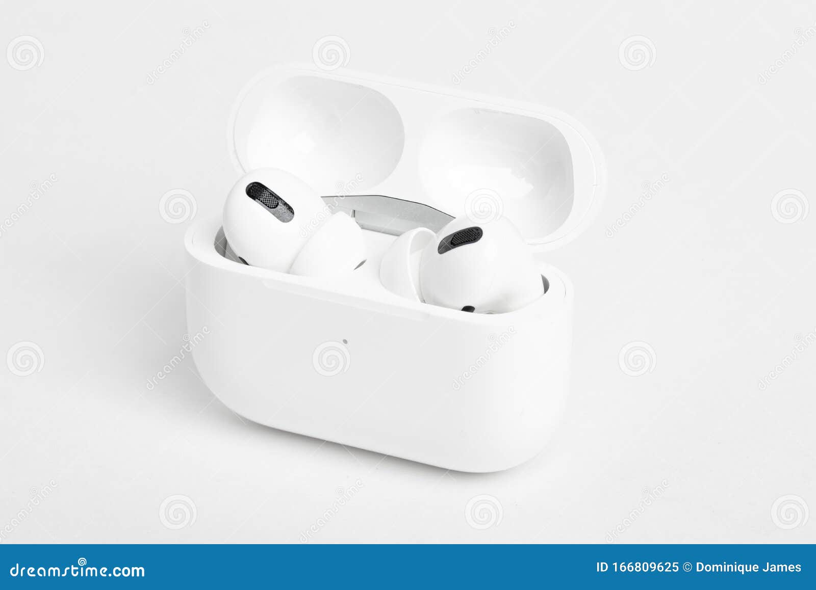 find my iphone airpods case or buds find my iphone airpods case or buds