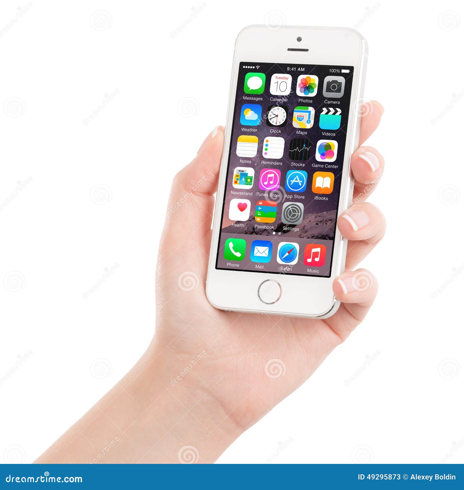 Apple Argentent L Iphone 5s Montrant Ios 8 Dans La Main Femelle Concue Photo Stock Editorial Image Du Mobile Argent
