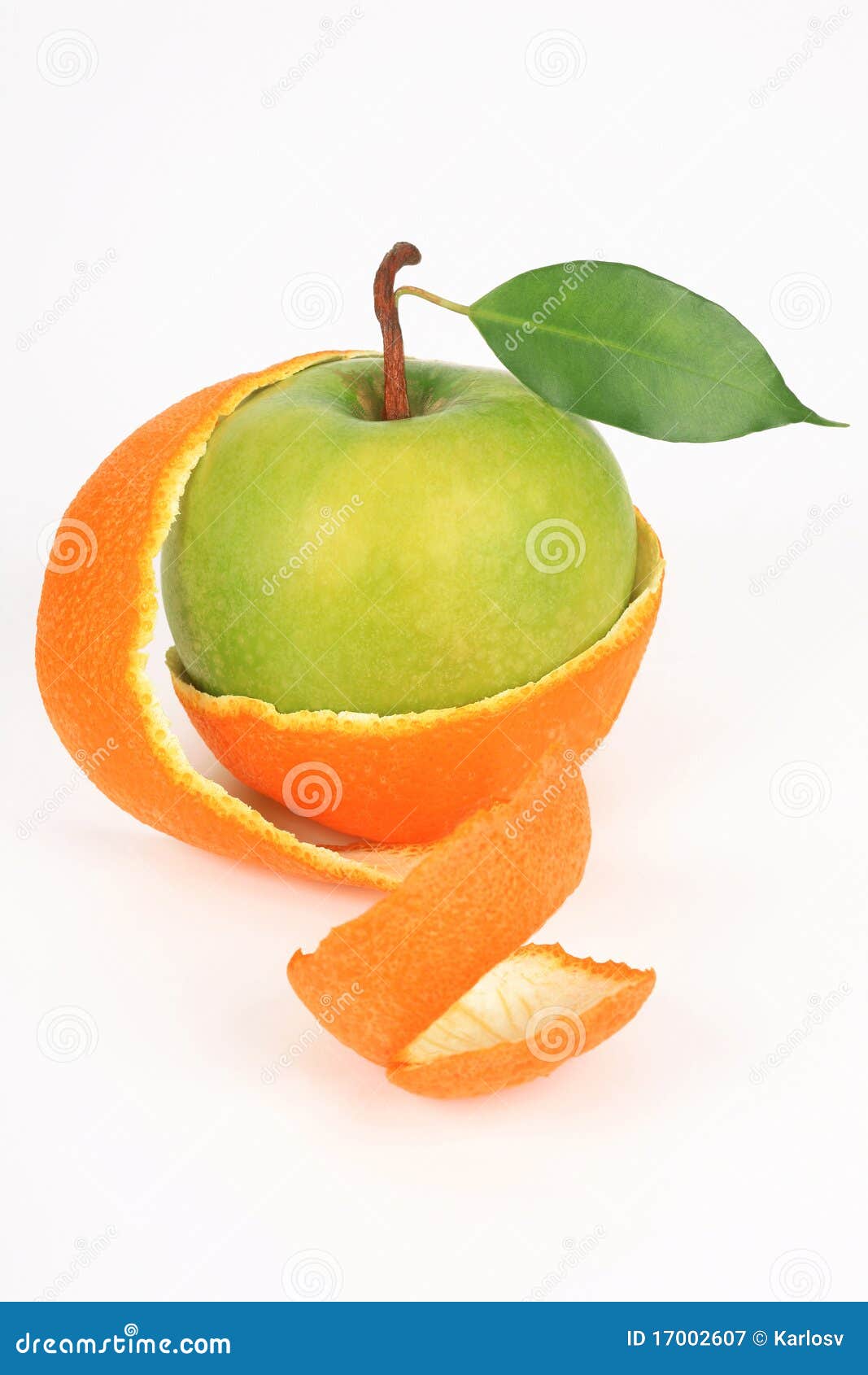 Apple Dans Une Peau Dune Orange Image Stock Image Du Pomme Jardin