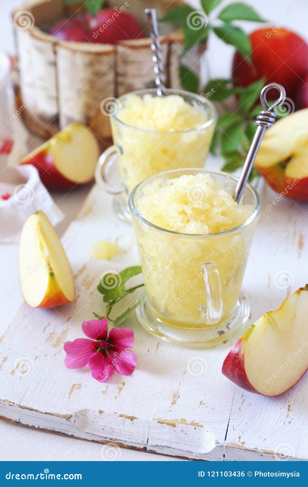 Apfel Walnuss Granita — Rezepte Suchen