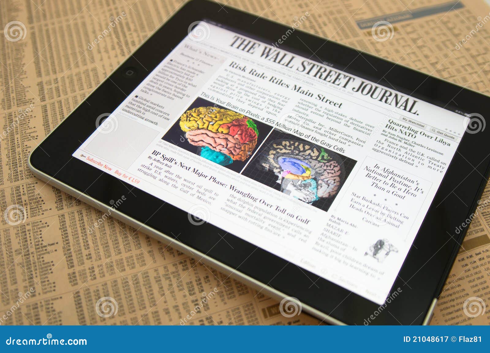 Apple Ipad Il Sole 24 Ore the Wall Street Journal Editorial Photography