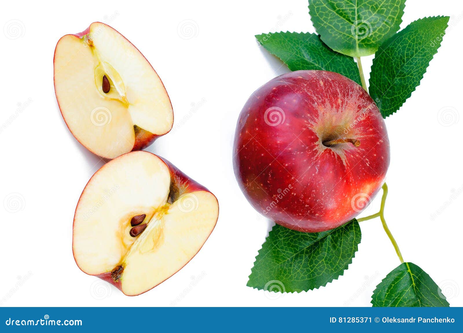 Две трети яблока. Долька яблока. Четверть яблока. Долька яблока на белом фоне. Ломтик яблока на белом фоне.
