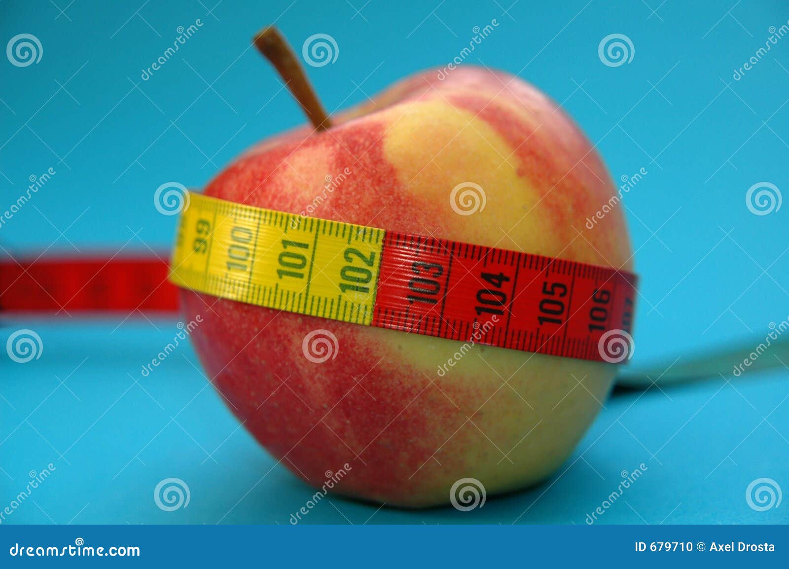 apple with measure tape