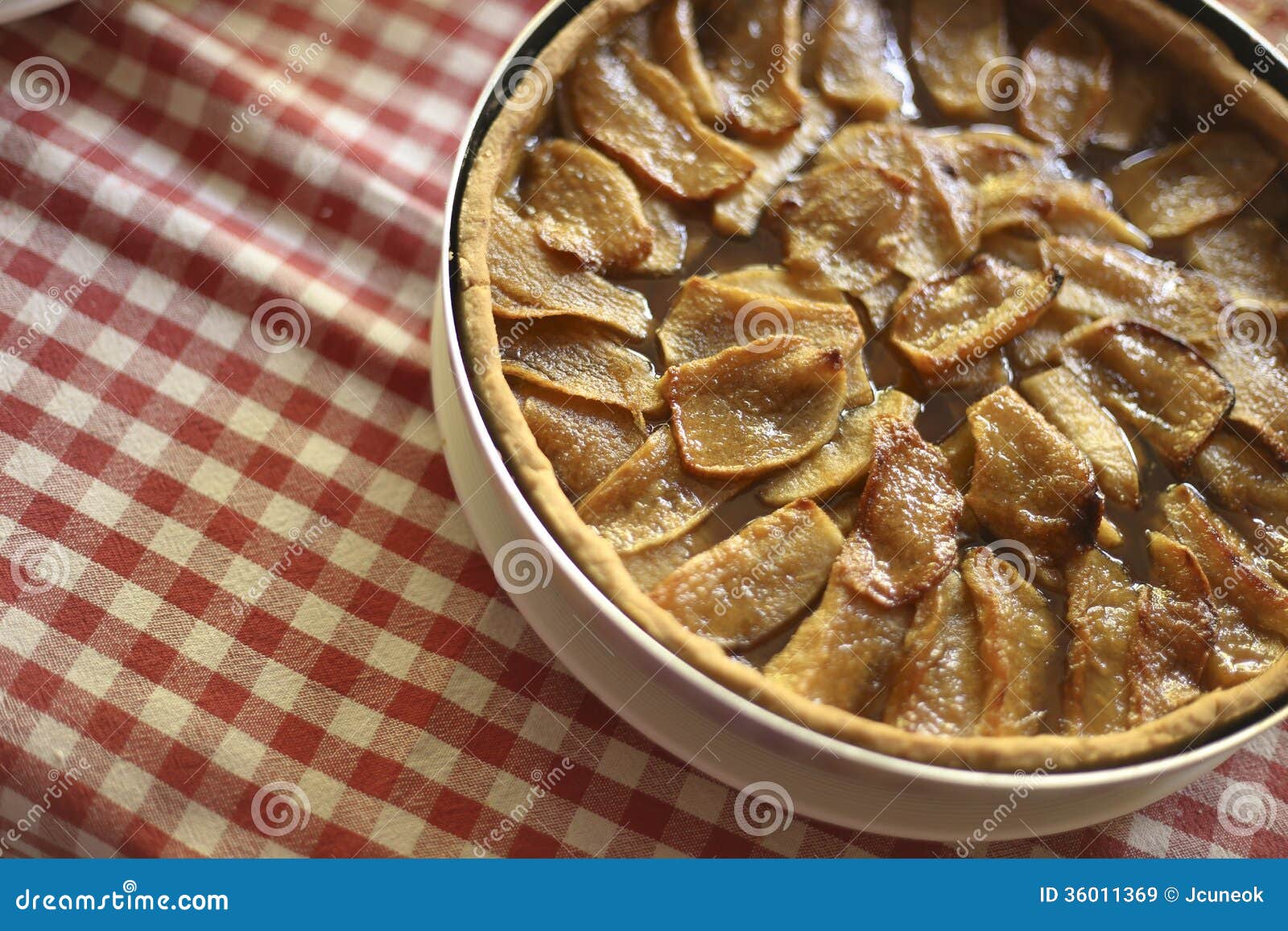 Apple pie home made stock image. Image of warm, country 36011369
