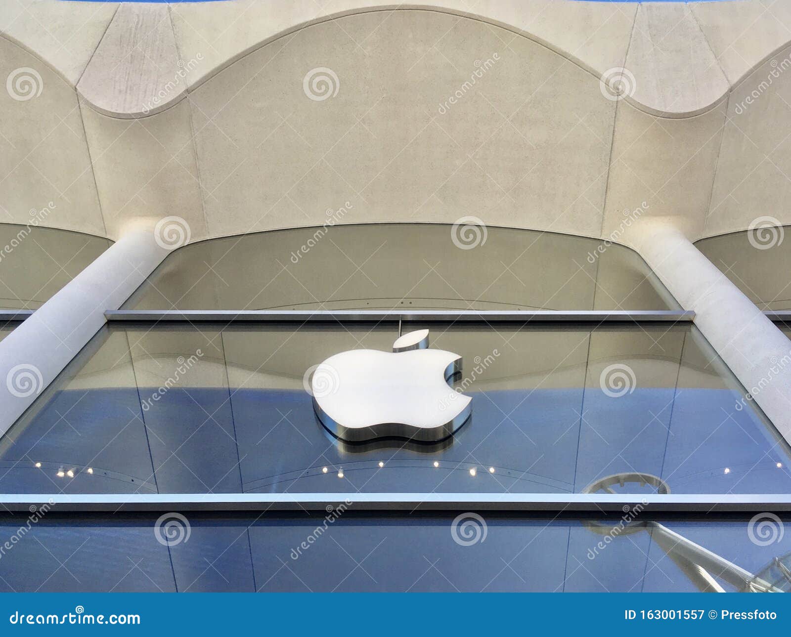 Apple Florida Mall - Electronics Store