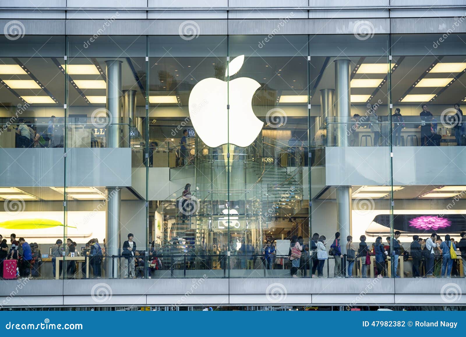 Apple Store, Hong Kong editorial photography. Image of editorial 47982382